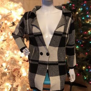 Black and White Patches Knitted Sweater